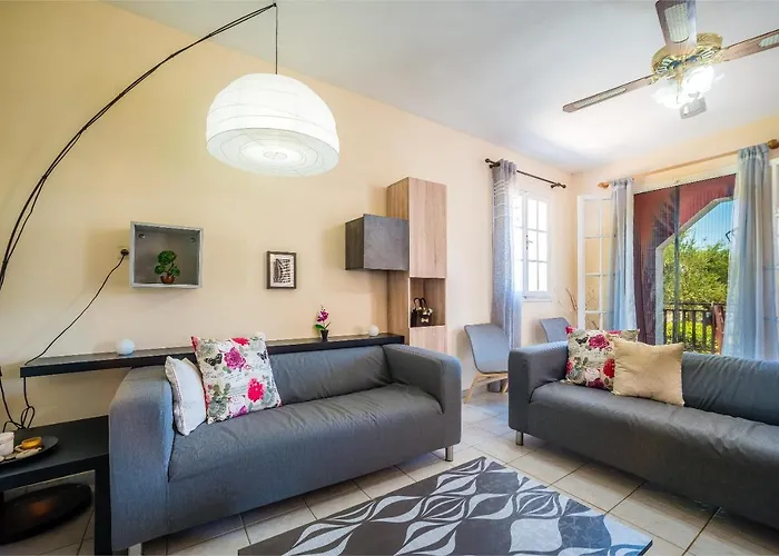 Kanonia Gerakas Villa Vasilikí