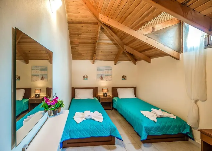 Kanonia Gerakas Villa *